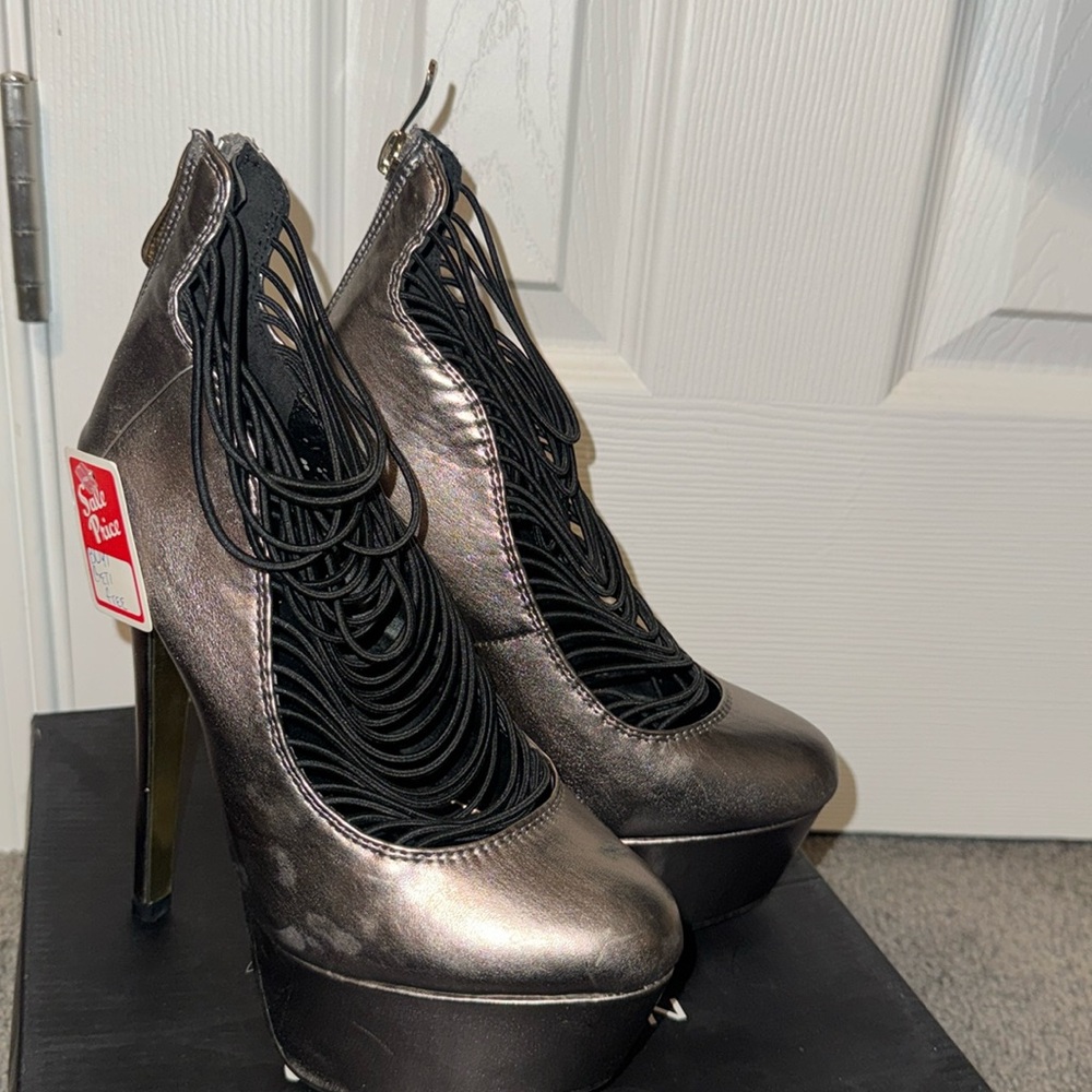 Cape Robbin high heels